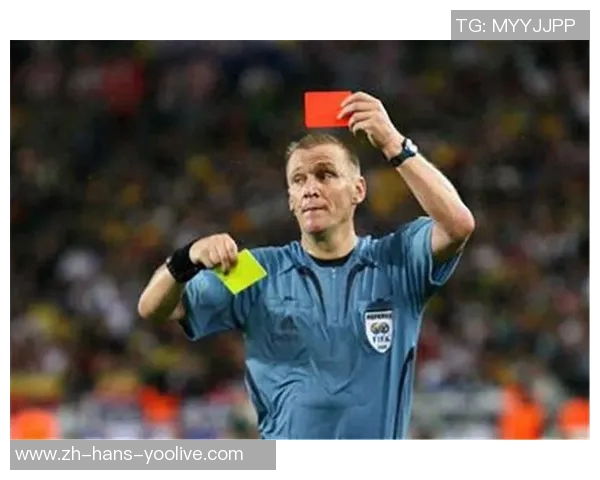 足球比赛裁判的职责与挑战解析如何提升裁判执法水平与比赛公正性